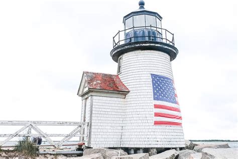 How To Visit All 3 Nantucket Lighthouses (2024) - New England Wanderlust