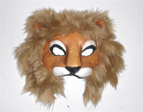 DIY Lion Mask for Halloween