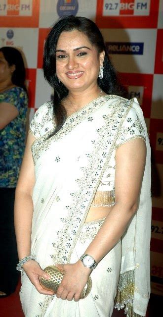 Padmini Kolhapure HD Wallpapers - JustMarathi.com