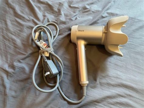 Shark HyperAIR Hair Dryer Review On Wavy Hair - Wavy Hair Care