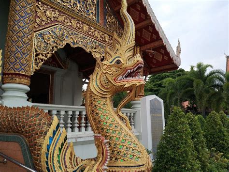 Wat Phra Singh - Hours, Dress Code & Entrance Fee, Chiang Mai Thailand