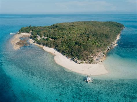 Sumilon Island & Sumilon Sandbar In Cebu (2021) | Jonny Melon