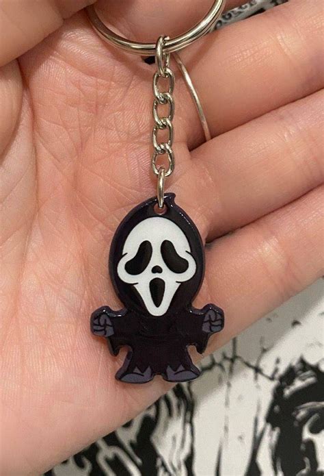 Mini Ghostface Keychain - Etsy