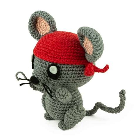 Crochet pattern Pirate Rat | Sabrina's Crochet