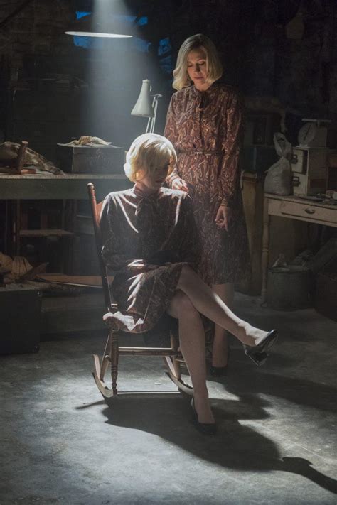 Behind-the-Scene photo from 'Bad Blood' : r/BatesMotel