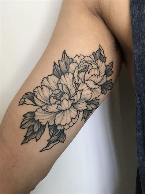 Peonies by Perry Smick @ Heretic Tattoo in Melbourne, Australia : r/tattoos