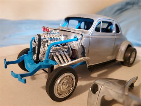 Gallery Pictures AMT 1941 Plymouth Coupe Plastic Model Car Kit 1/25 Scale #919