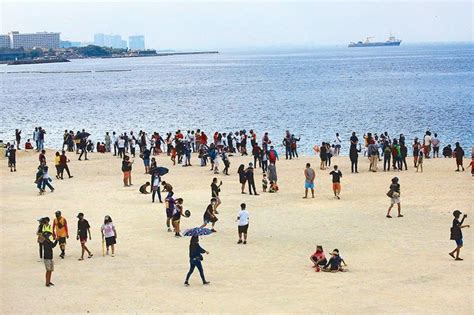 DENR ‘overwhelmed’ by public reception of Dolomite Beach | Philstar.com