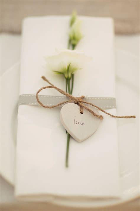 12 Unique Ideas For Wedding Place Cards