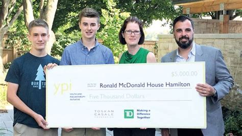 Dundas Valley Secondary School students donate to Ronald McDonald House ...