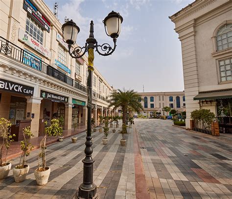 World Street by Omaxe, Faridabad - It’s More Than a Mall