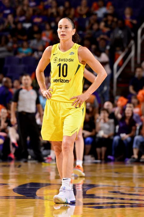 WNBA: The latest on Sue Bird's latest broken nose, Game 5 status