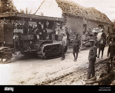 Holt-Traktor Transport von schwerer Artillerie, WW1 Stockfoto, Bild ...