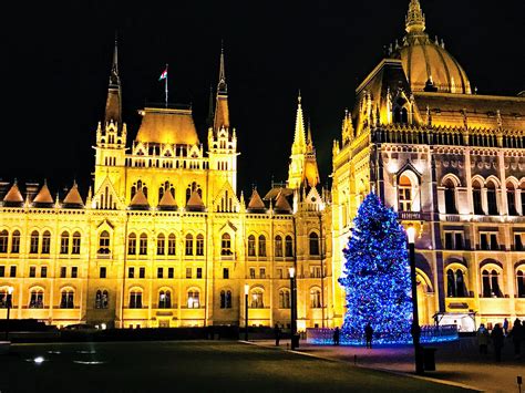 [OC] Hungary - The Christmas tree in front of the Budapest Parliament ...