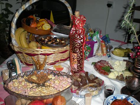 Food tradition of Serbian Orthodox Christmas | Serbian christmas, Serbian recipes, Eastern ...