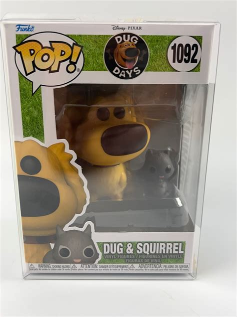 Funko Pop! : Dug Days Vinyl Figure #1092 - Dug & Squirrel w/Protector ...