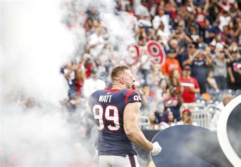 Texans' J.J. Watt reacts to torn pectoral: 'Gutted that I won't be able ...