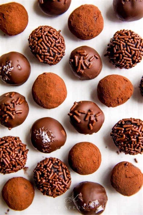 Healthy Vegan Chocolate Truffles Recipe (Paleo) - 40 Aprons