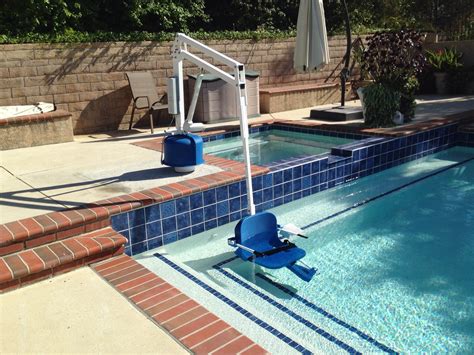 Scout 2 Pool Lift - Torrance, CA | Pool, Spa pool, Outdoor