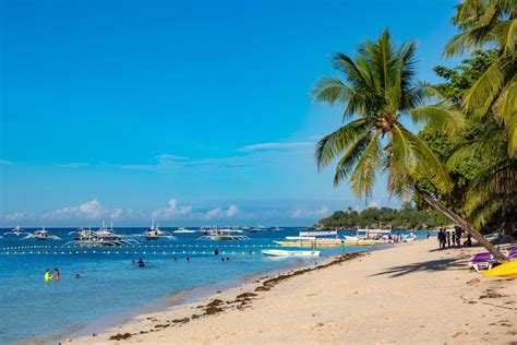 Alona Beach: Bohol's White Sand Beauty