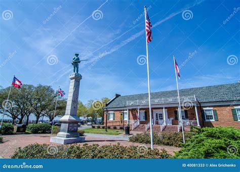 Waterfront Downtown Of Edenton Stock Photo - Image: 40081333