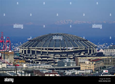 North America, USA, Washington, Seattle. Kingdome before implosion Stock Photo - Alamy