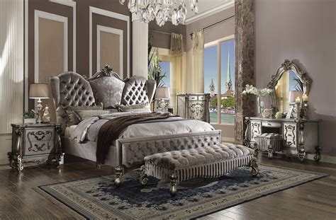 Versailles Bedroom 26820 in Antique Platinum by Acme