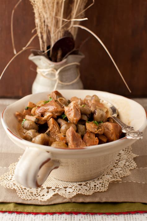 Old-Fashioned Veal Fricassee or Veal Stew with Mushrooms – Cooking Melangery