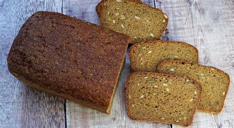 Dark Rye Bread (no-knead, overnight recipe) | Moorlands Eater