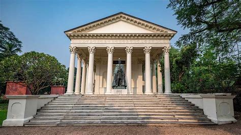 heritage monument | Cenotaph at Flagstaff House in Barrackpore: A walk ...