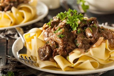 What to Serve with Beef Stroganoff? 6 Best Side Dishes (Updated 2024 ...