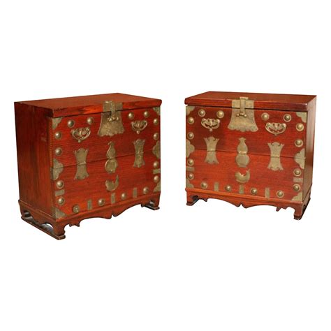 Pair of Sarreid Brass Chests on Stands For Sale at 1stDibs
