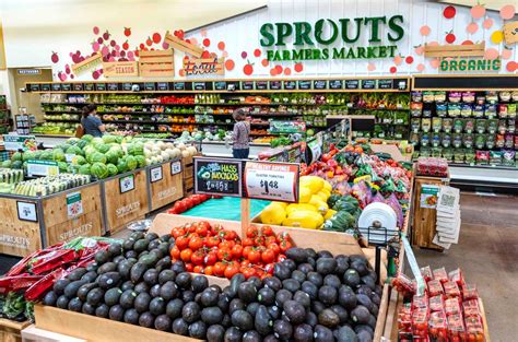 Sprouts Farmers Market debuts new look, part of 20-store expansion ...