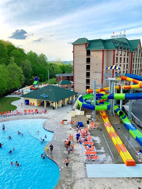 Country Cascades Water Park Resort - Pigeon Forge Hotel Review