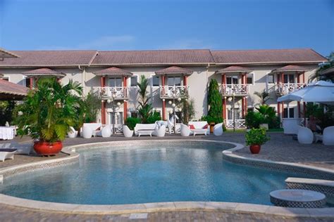 NOMAD SUITES RESIDENCE - Hotel Reviews (Libreville, Gabon)