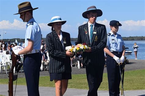 Anzac-Day-Parade - Emmanuel Anglican College