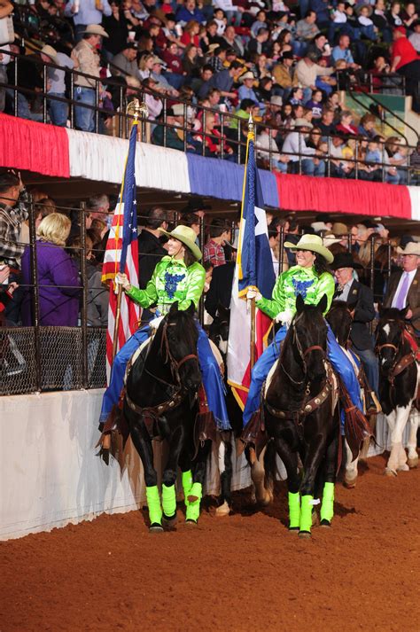 Behind The Scenes Photos at 2014 Fort Worth Stock Show and Rodeo | Equine Chronicle