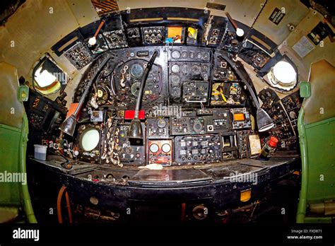 Avro Vulcan B2 Nuclear Bomber Navigator position NE Aircraft Museum Stock Photo - Alamy