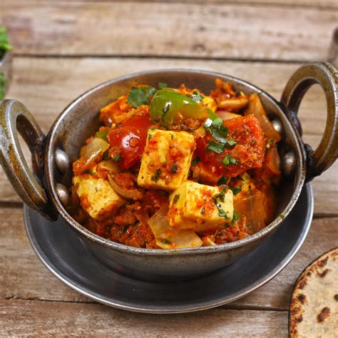 Kadai Paneer Recipe (Step-By-Step Video) - Fun FOOD Frolic