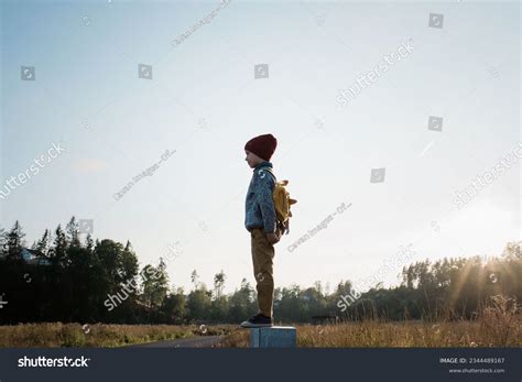 9,080 Walking Home School Images, Stock Photos & Vectors | Shutterstock