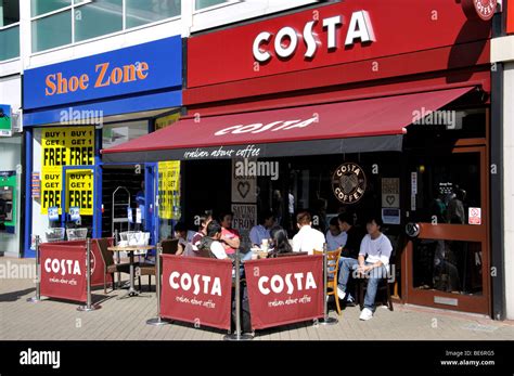 Costa Coffee, The Centre Feltham Shopping, High Street, Feltham Stock ...