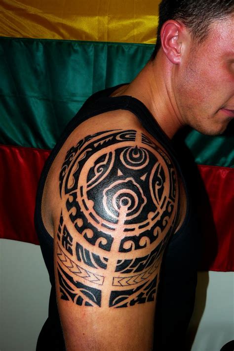 Buguru Turu'e_ng Tattoo: Polynesian Tattoo