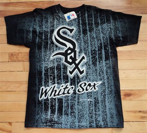 Vintage Chicago White Sox Large Deadstock T Shirt MLB VTG | Etsy | White sock, Chicago white sox ...