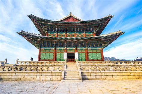 Gyeongbokgung Palace: Tickets & Changing of the Guard Hours