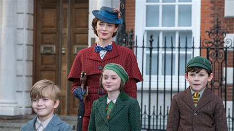 The 'Mary Poppins Returns' Costumes Are Just as Magical as the Movie ...