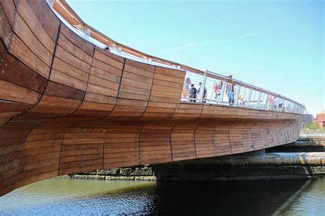 SITU – The Providence River Pedestrian Bridge opens in Rhode Island ...