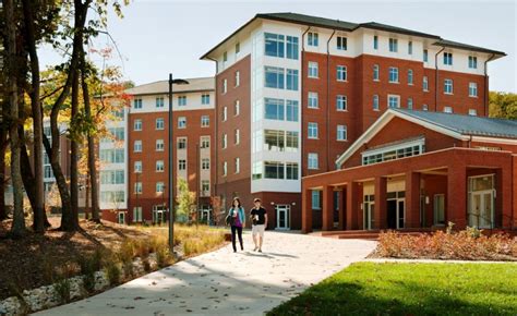 Hoo Stories: A UVa Student Blog: Why New Dorms Are the Best Dorms