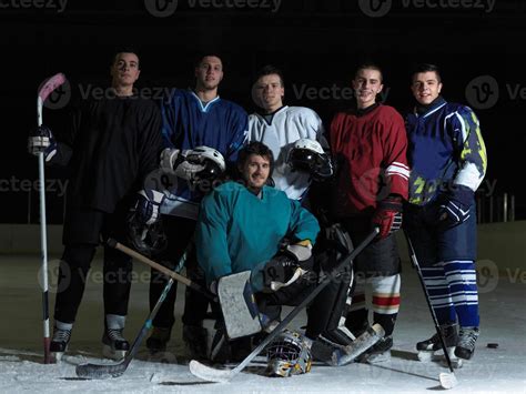 ice hockey players team 10836349 Stock Photo at Vecteezy