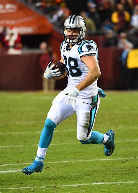 Panthers' Greg Olsen Not Ruling Out Holdout