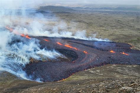 Volcano Iceland 2023 - Iceland Highlights